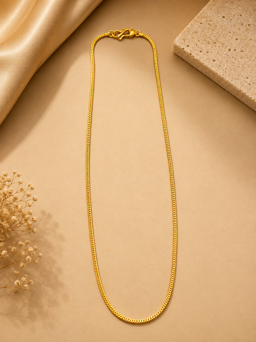 Classic Golden Curb Link Neck Chain